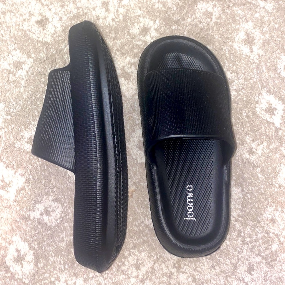 Pillow/Cloud slides! super comfy and waterproof.
